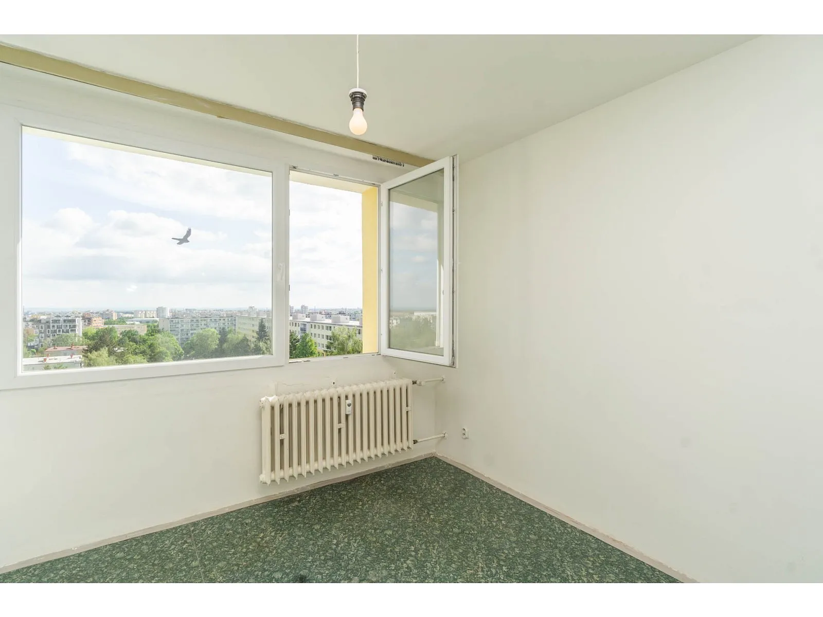 Prodej bytu 3+1 - 78 m² v Praze Střížkově - ul. Jablonecká - fotografie 14