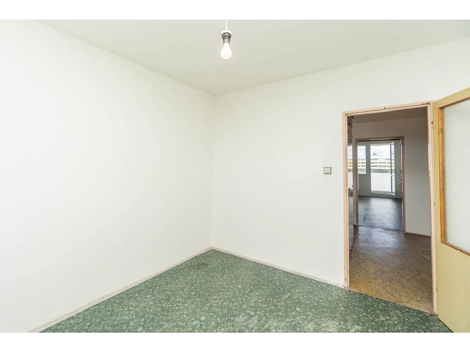 Prodej bytu 3+1 - 78 m² v Praze Střížkově - ul. Jablonecká - fotografie 15