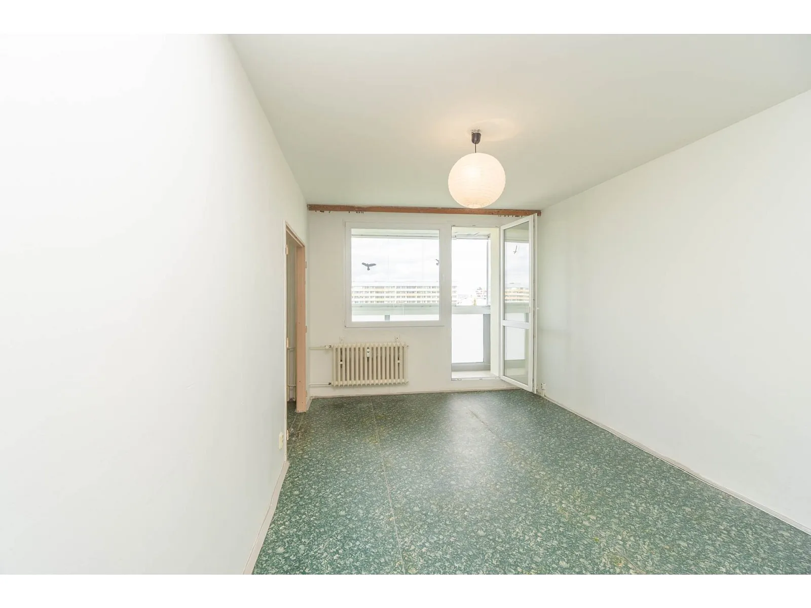 Prodej bytu 3+1 - 78 m² v Praze Střížkově - ul. Jablonecká - fotografie 2