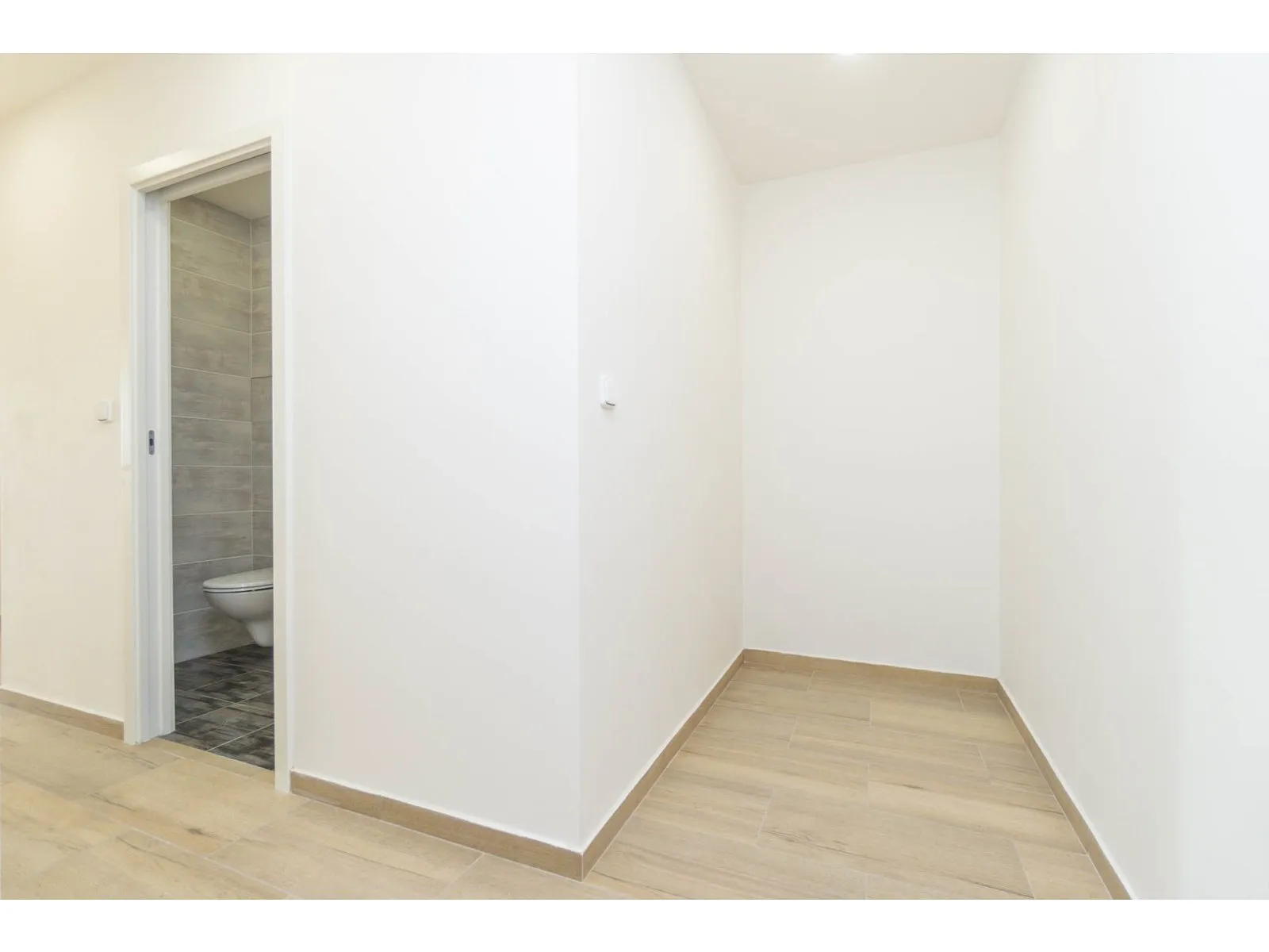 Prodej bytu 3+kk - 79 m² Praha 10, Záběhlice - fotografie 15