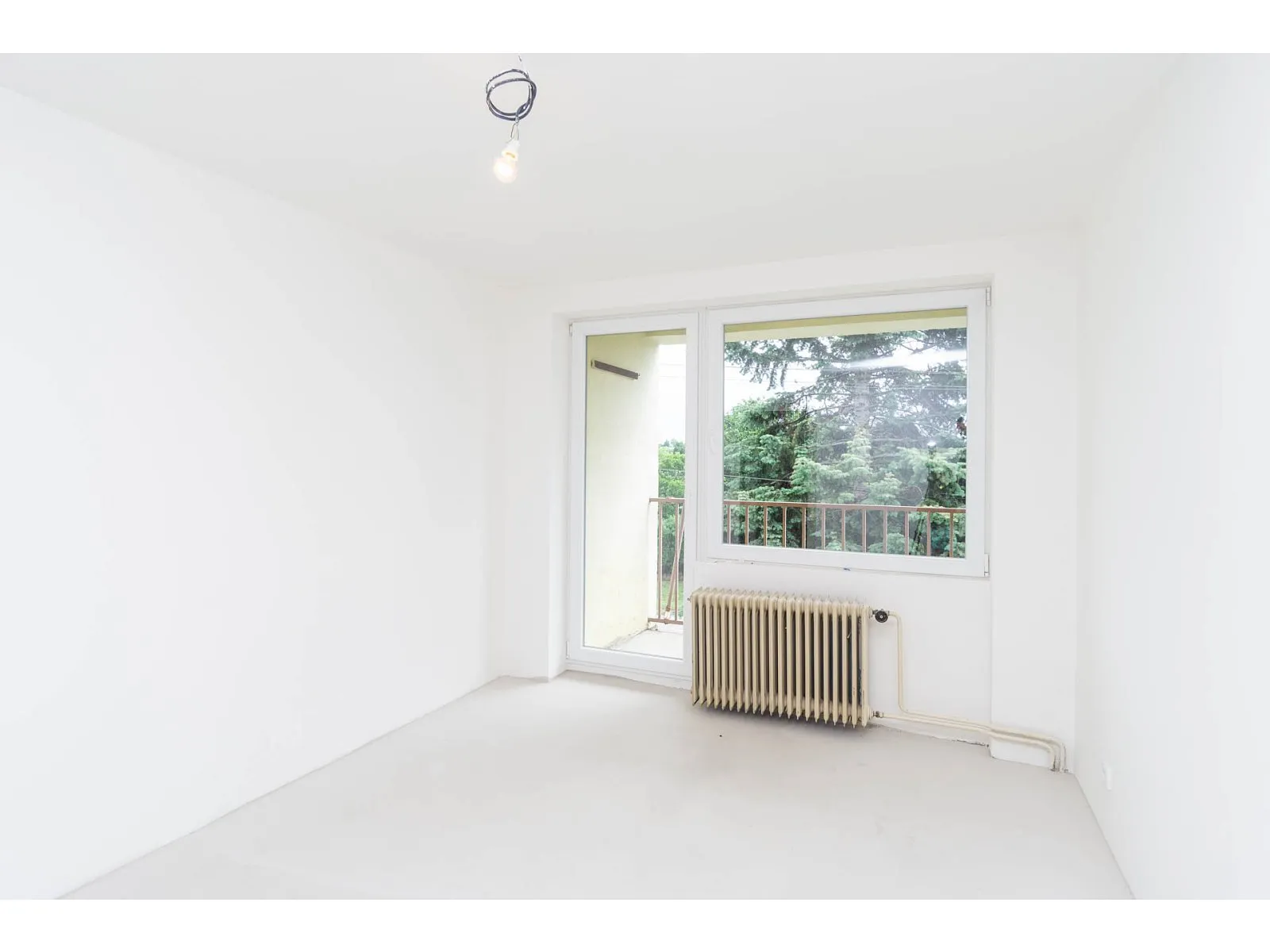 Prodej bytu 4+1 - 87 m² v Kropáčové Vrutici - fotografie 13