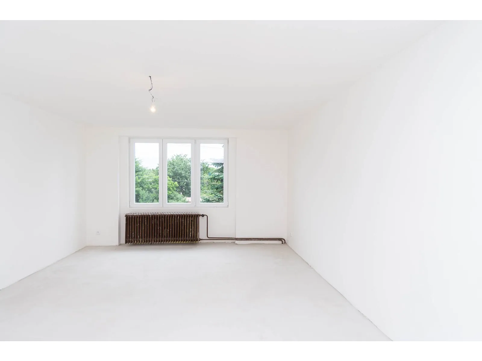 Prodej bytu 4+1 - 87 m² v Kropáčové Vrutici - fotografie 2