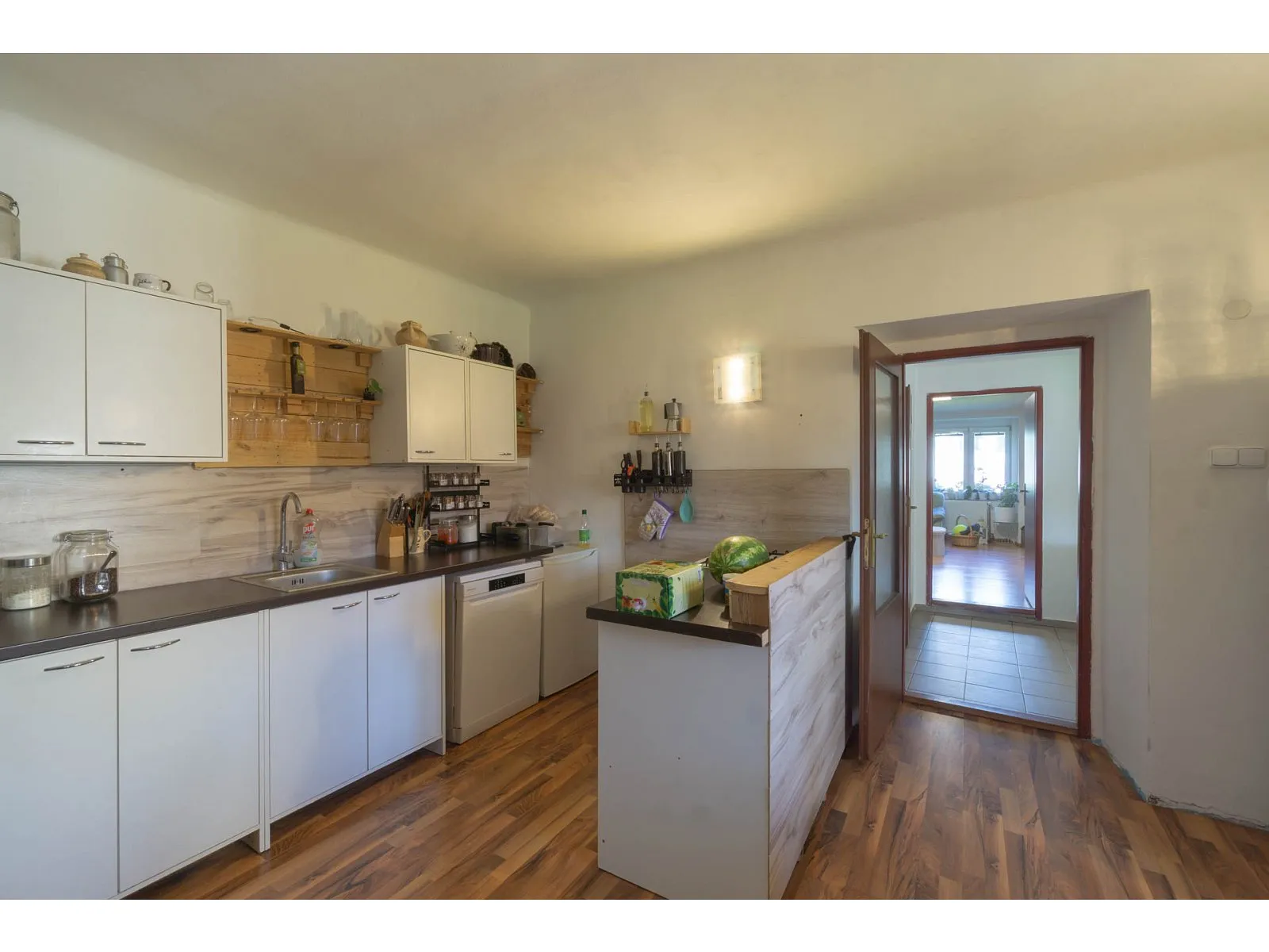 Prodej rodinného domu 166 m², pozemek 2245 m², Ledce, okres Kladno - fotografie 17