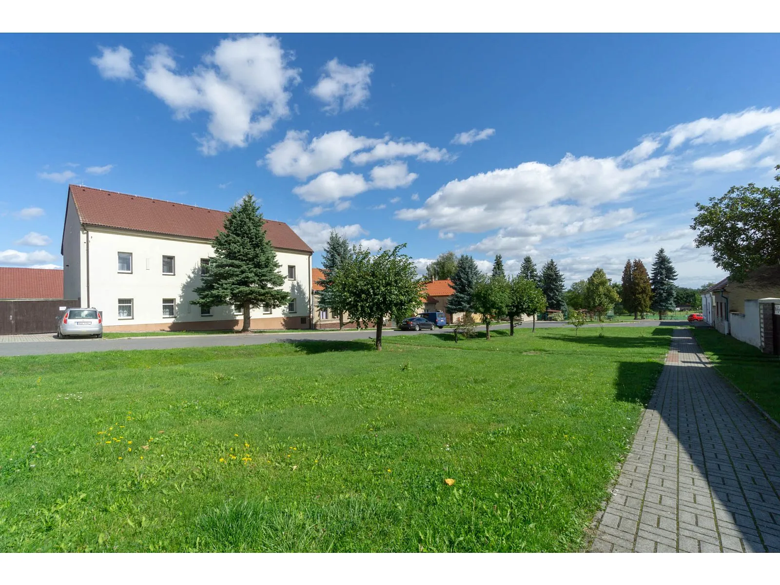 Prodej rodinného domu 166 m², pozemek 2245 m², Ledce, okres Kladno - fotografie 5