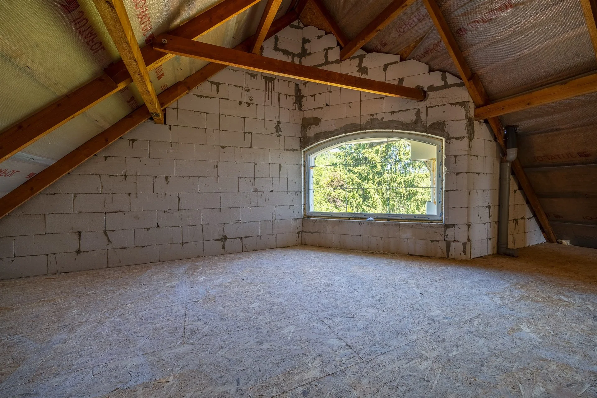 Prodej vily 245 m², pozemek 878 m², Praha-Radotín, Na Viničkách - fotografie 23